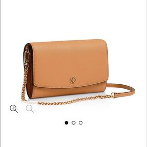 Tory Burch Robinson Chain Wallet Crossbody